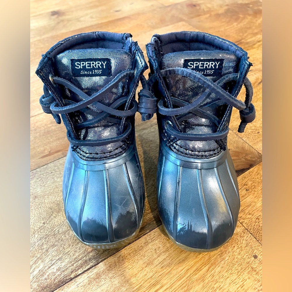 Sperry duck boots size 7